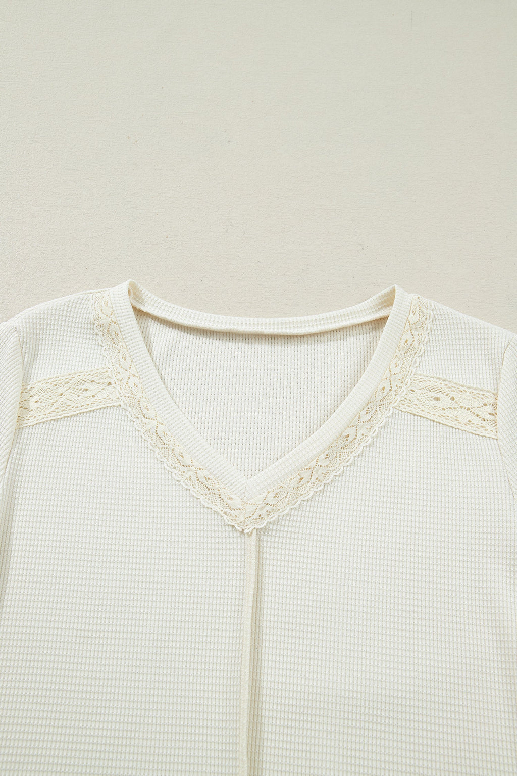Lace Trim Ruched Long Sleeve V-Neck Thermal Top
