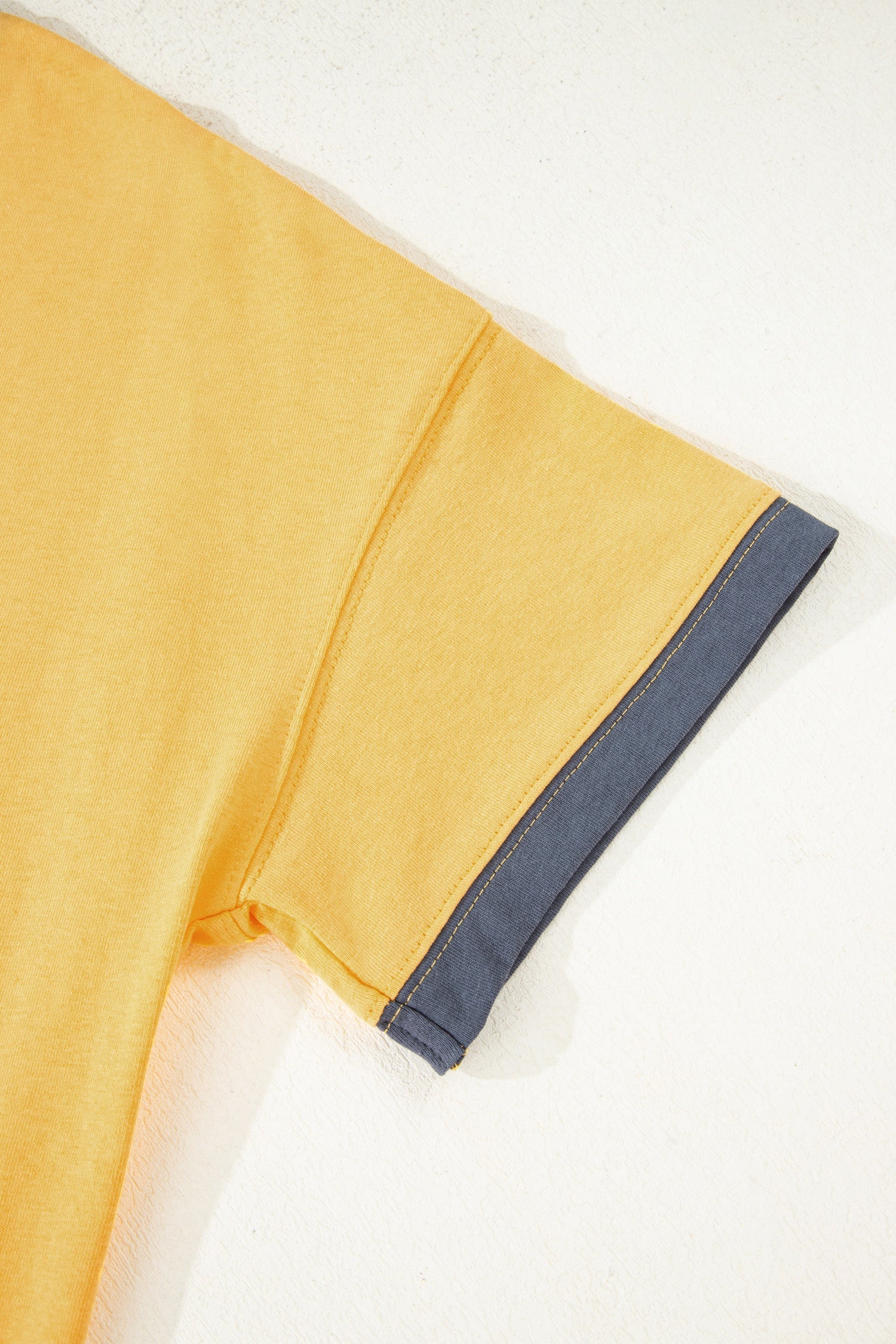 Contrast Trim Raw Hem Short Sleeve Top
