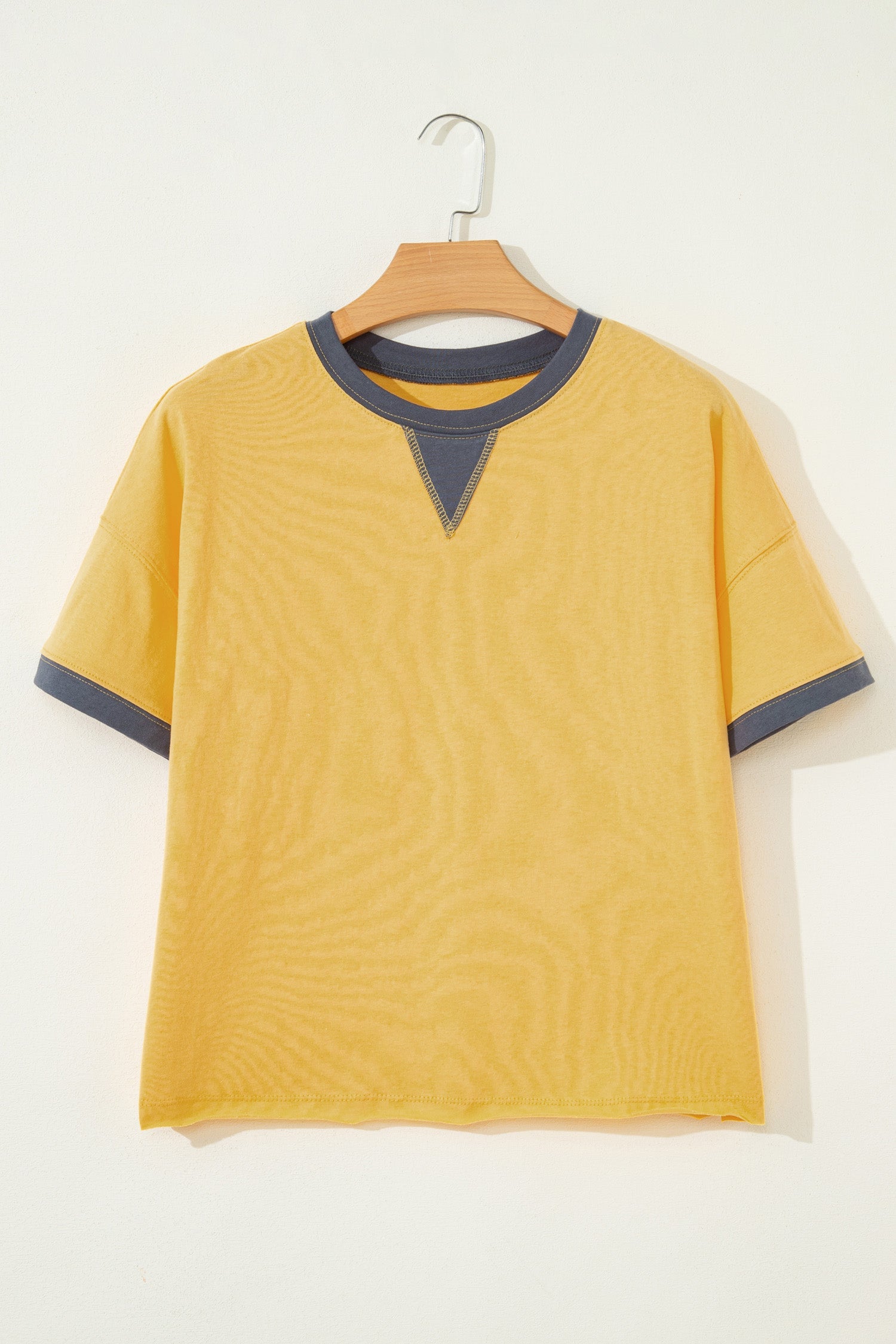 Contrast Trim Raw Hem Short Sleeve Top