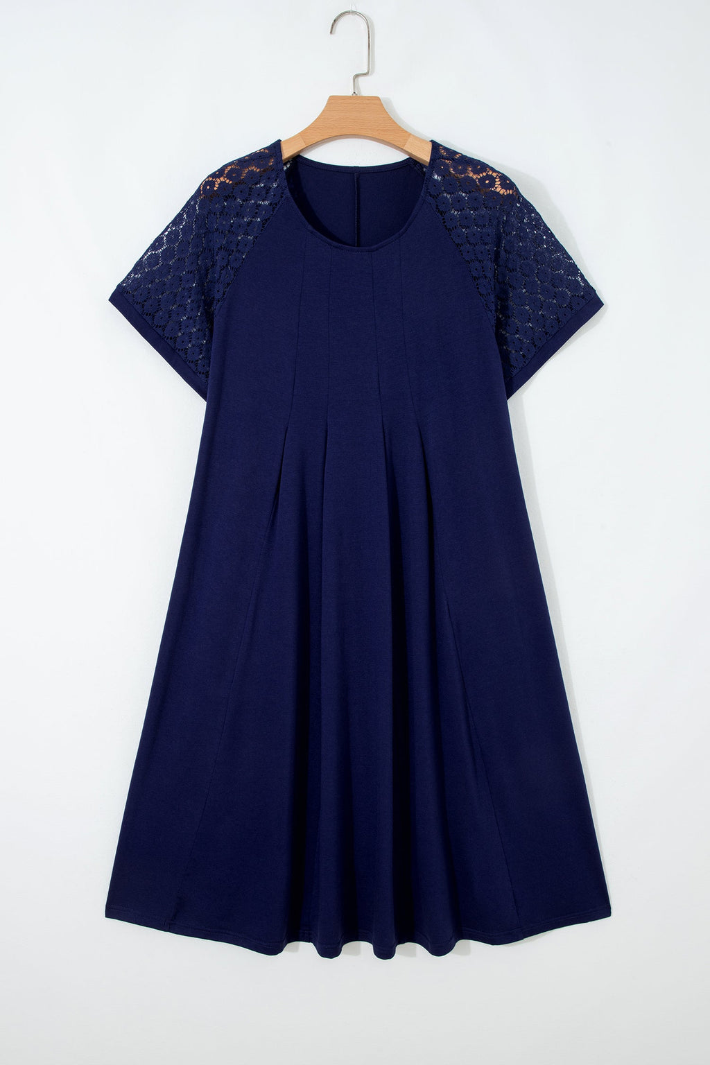 Plus Size Solid Lace Short Sleeve Pleated Dress